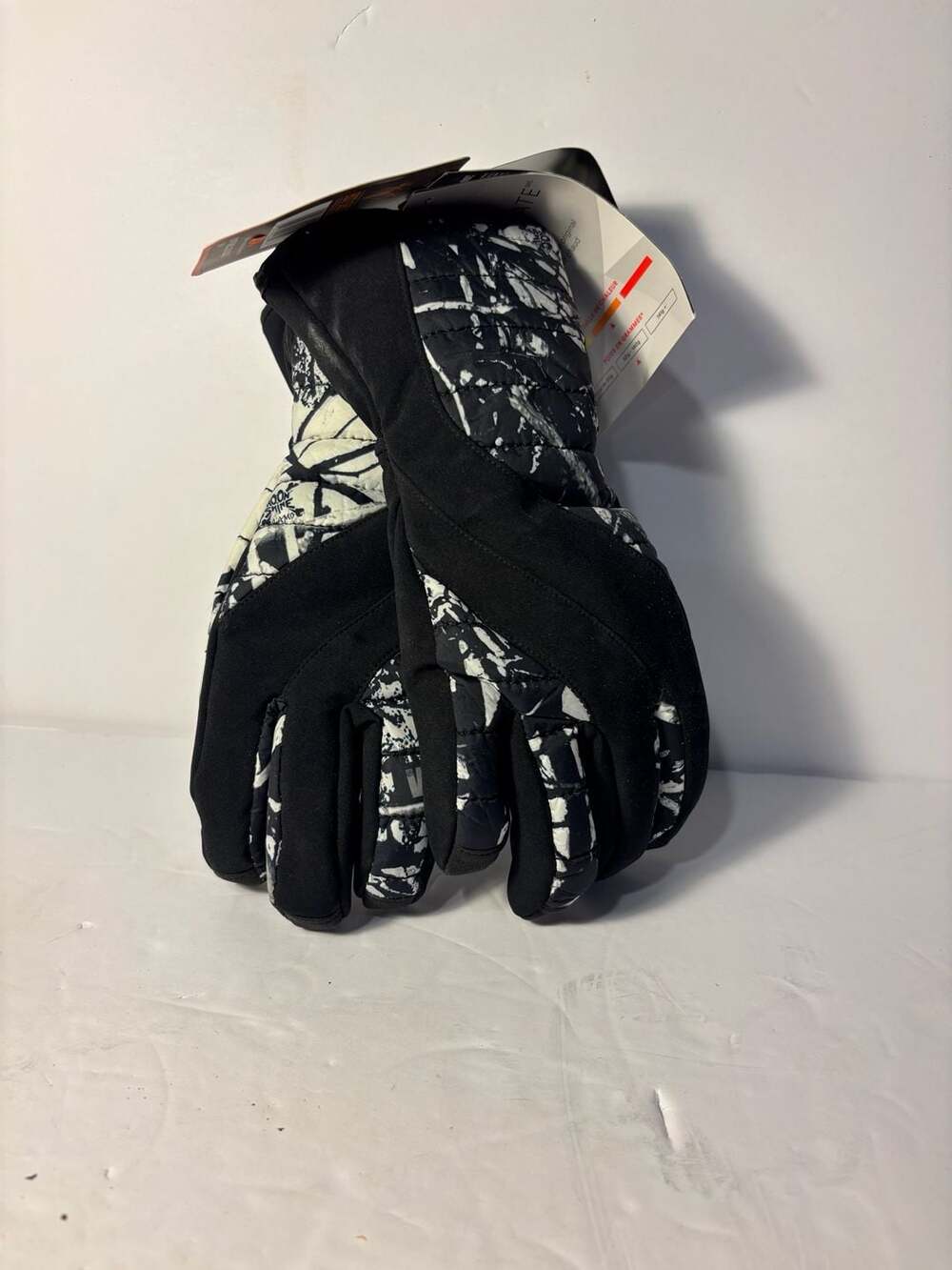 Hot Shot Men's/Unisex Soft Shell Ski Gloves with 3M Thinsulate Insulation S/M